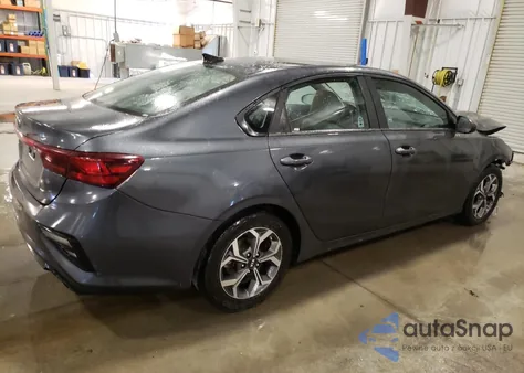 2021 Kia Forte Fe z USA, uszkodzony, nr VIN 3KPF24AD6ME338495